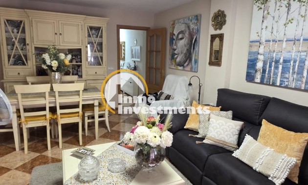 Resale - Apartment - Torrevieja - Playa de los Naufragos