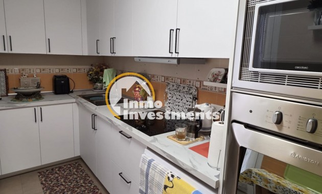 Resale - Apartment - Torrevieja - Playa de los Naufragos