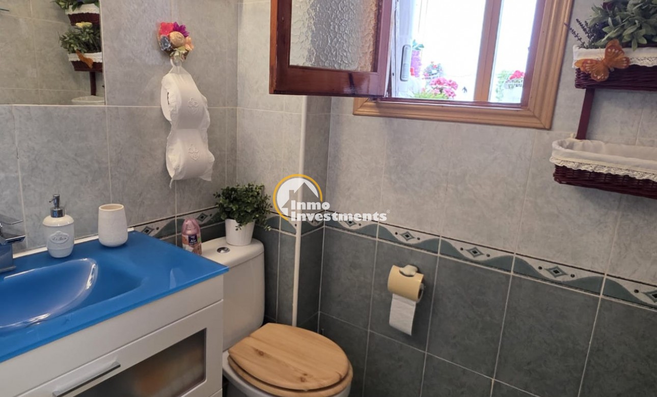 Resale - Apartment - Torrevieja - Playa de los Naufragos