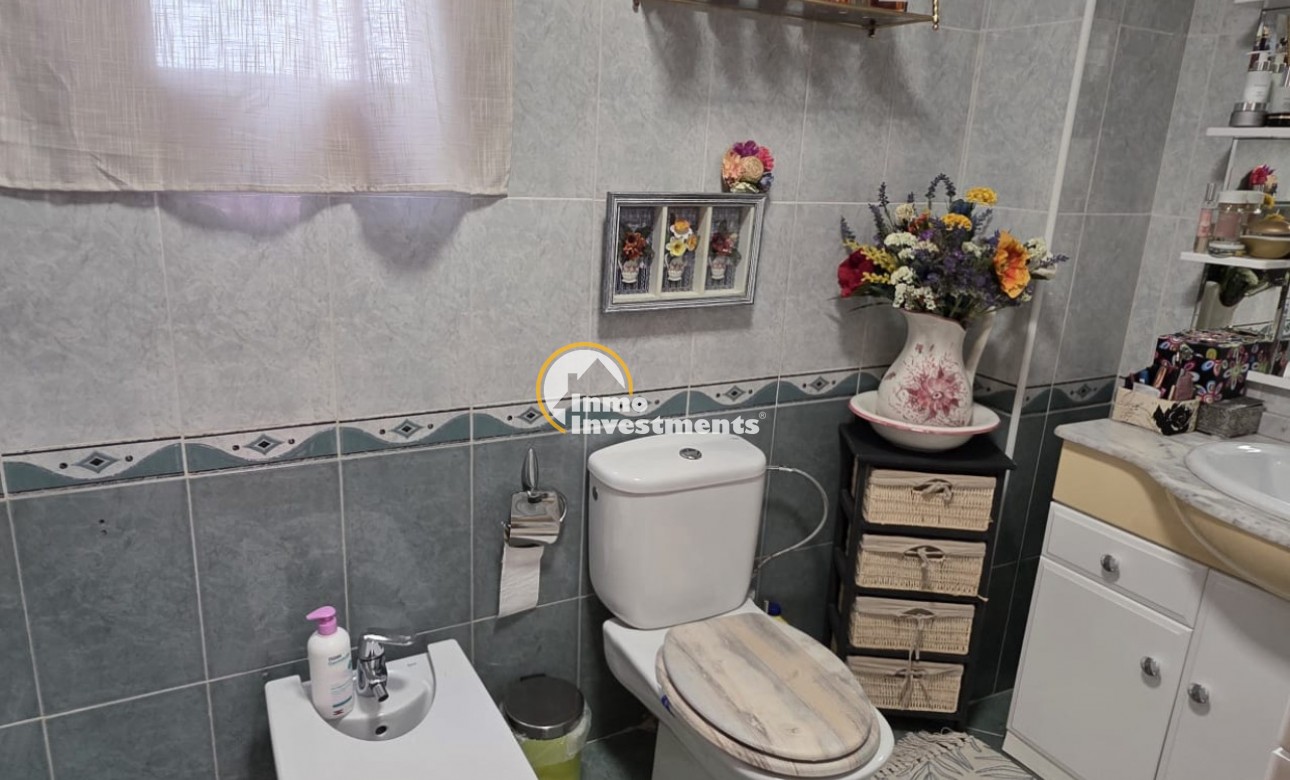 Resale - Apartment - Torrevieja - Playa de los Naufragos