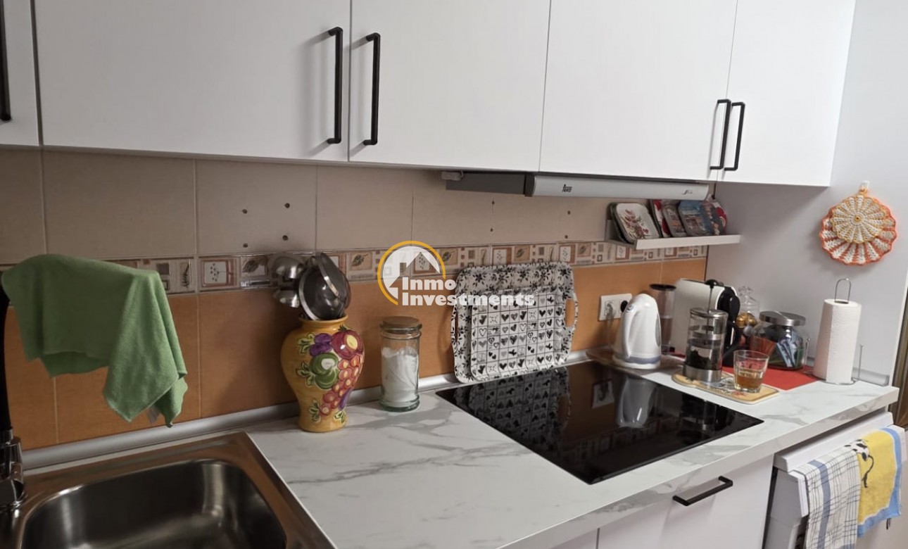 Resale - Apartment - Torrevieja - Playa de los Naufragos