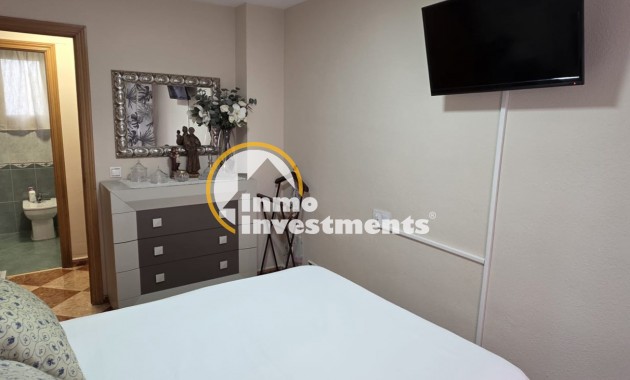 Resale - Apartment - Torrevieja - Playa de los Naufragos