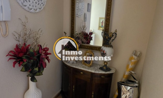 Resale - Apartment - Torrevieja - Playa de los Naufragos