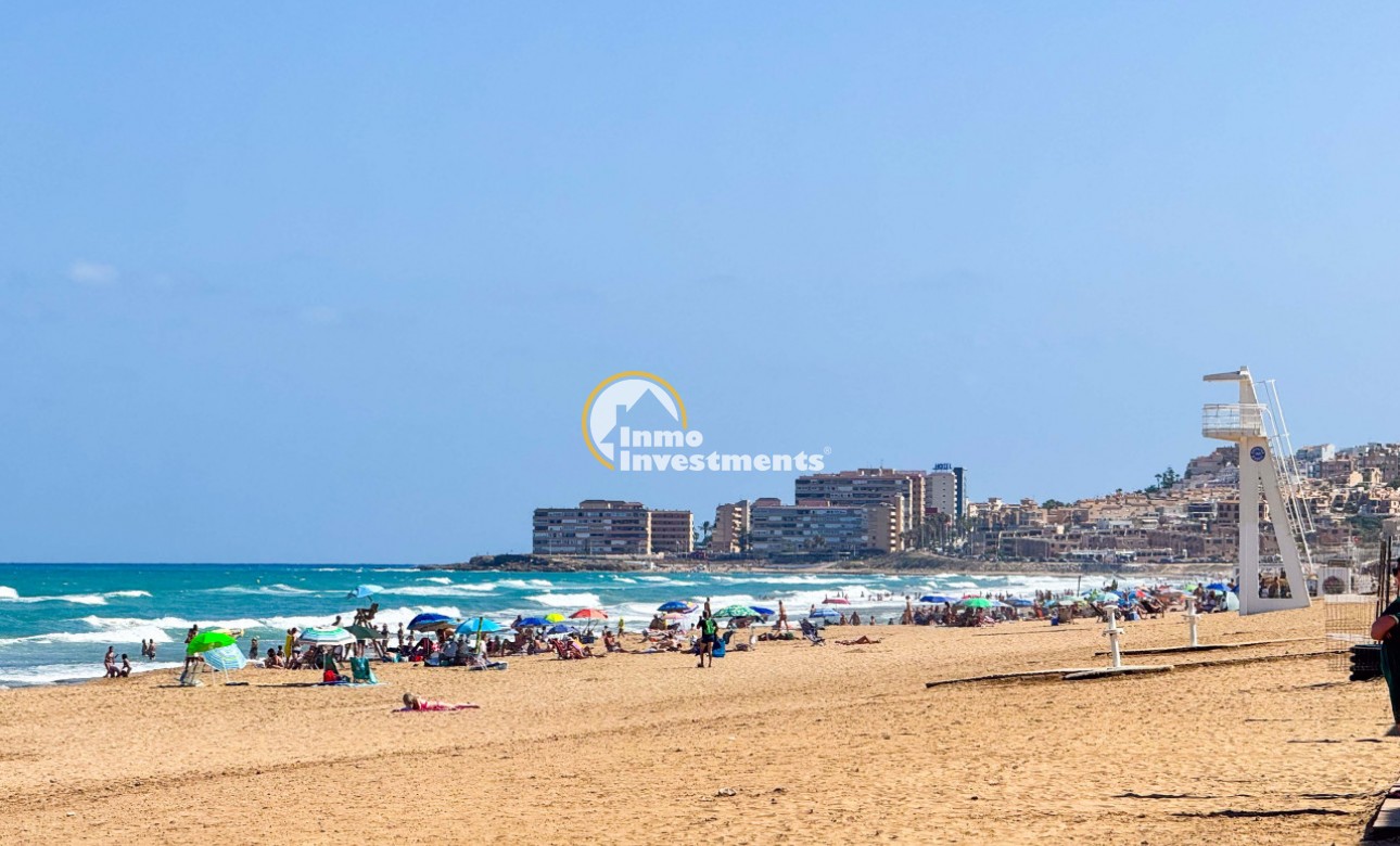 Resale - Apartment - La Mata - Torre la Mata