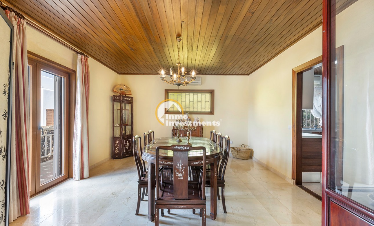 Resale - Villa - Villamartin - Las Filipinas