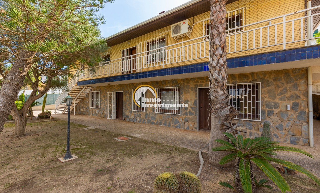 Resale - Villa - Villamartin - Las Filipinas