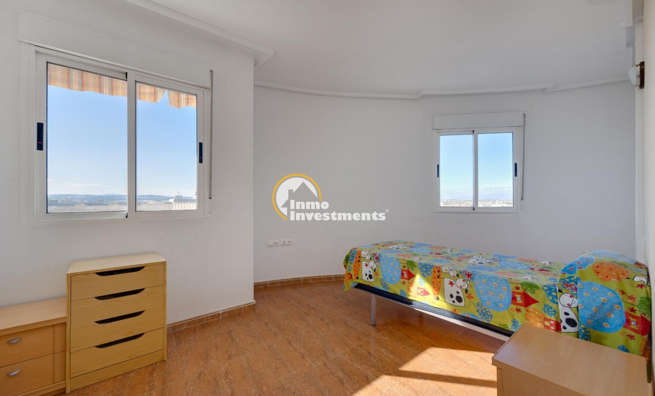Resale - Apartment - Torrevieja - PARQUE DE LAS NACIONES