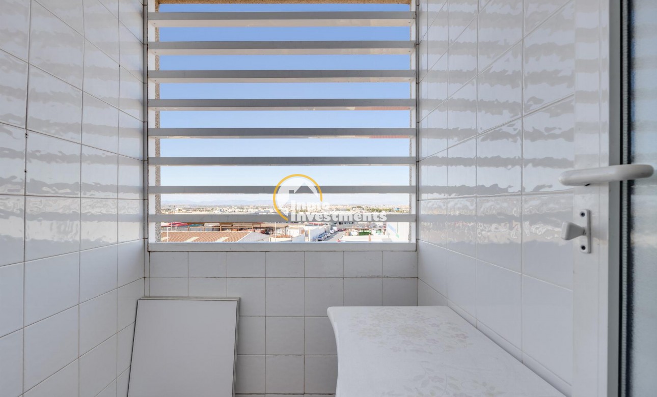 Resale - Apartment - Torrevieja - PARQUE DE LAS NACIONES