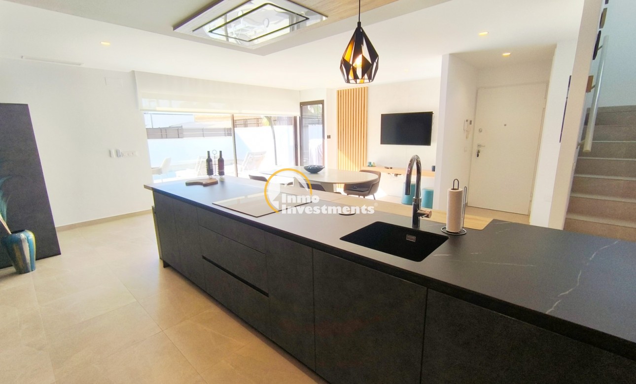 Resale - Semi detached villa - Algorfa - La Finca