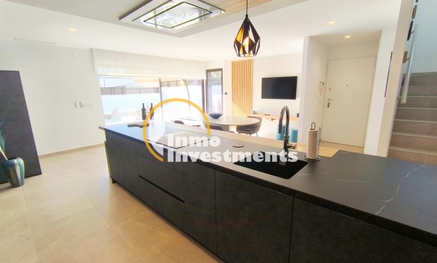 Resale - Semi detached villa - Algorfa - La Finca