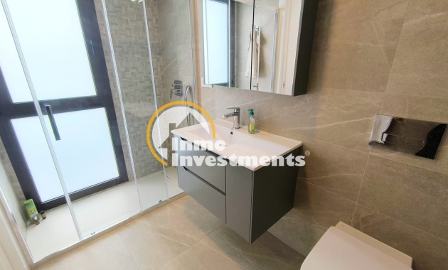 Resale - Semi detached villa - Algorfa - La Finca