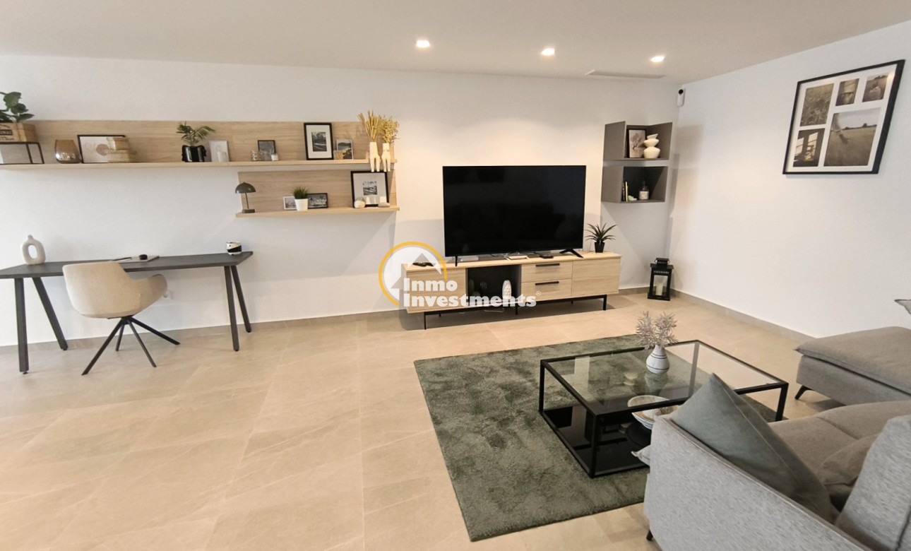 Resale - Semi detached villa - Algorfa - La Finca