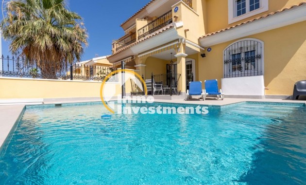 Bestaande bouw - Half vrijstaande villa - Villamartin - Los Dolses