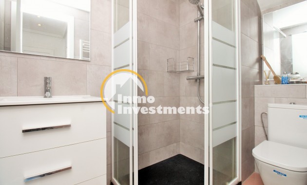 Bestaande bouw - Half vrijstaande villa - Villamartin - Los Dolses