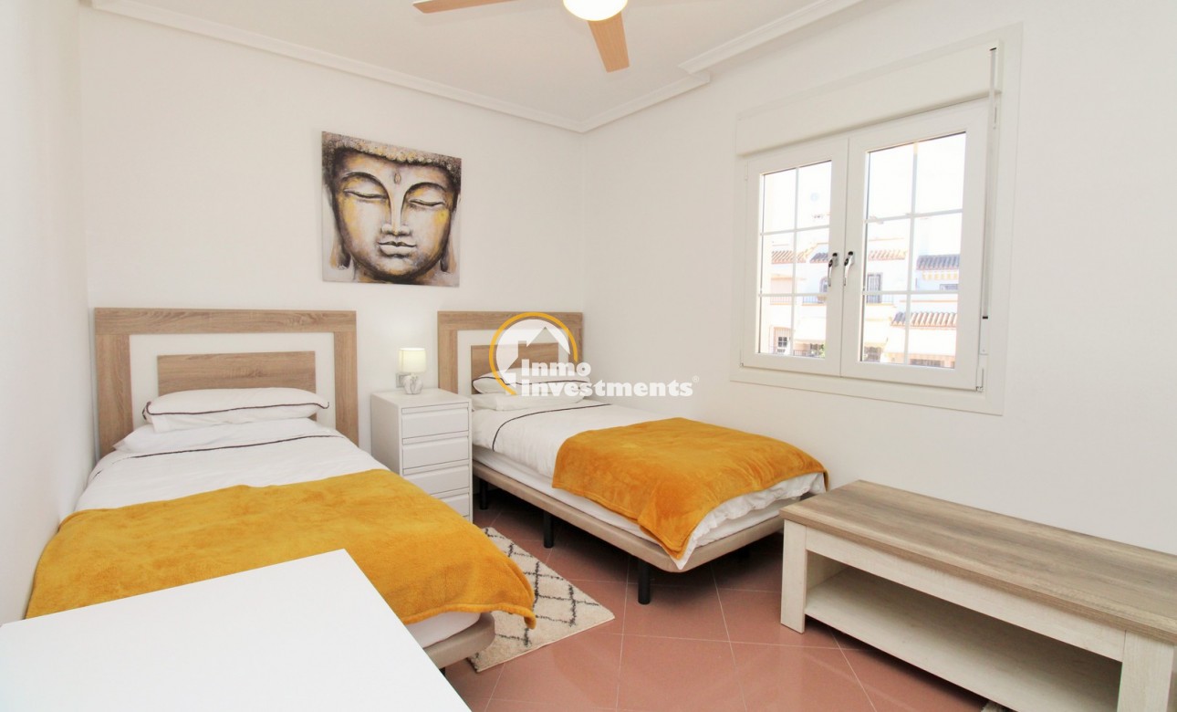 Bestaande bouw - Half vrijstaande villa - Villamartin - Los Dolses