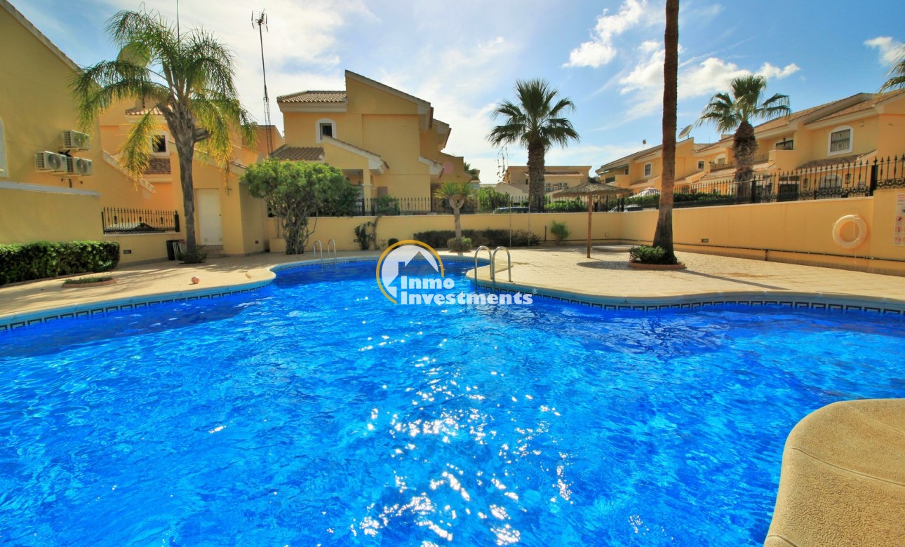 Bestaande bouw - Half vrijstaande villa - Villamartin - Los Dolses