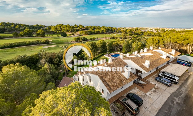 Resale - Apartment - Villamartin