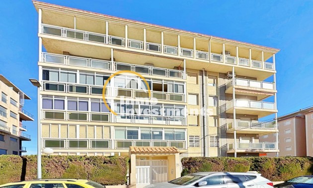 Gebrauchtimmobilien - Apartment - Punta Prima - Strandseite
