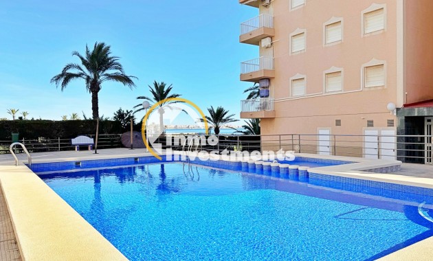 Gebrauchtimmobilien - Apartment - Punta Prima - Strandseite