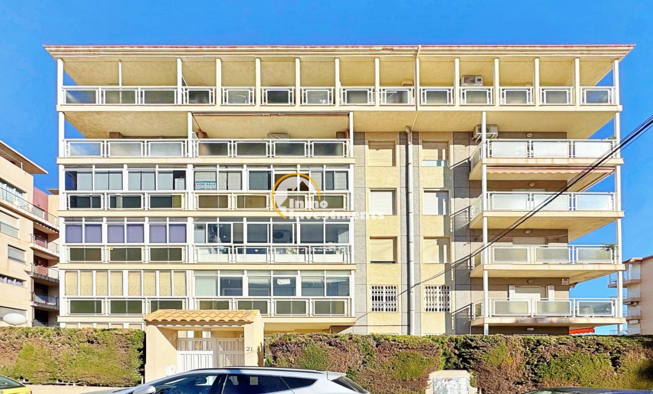 Gebrauchtimmobilien - Apartment - Punta Prima - Strandseite