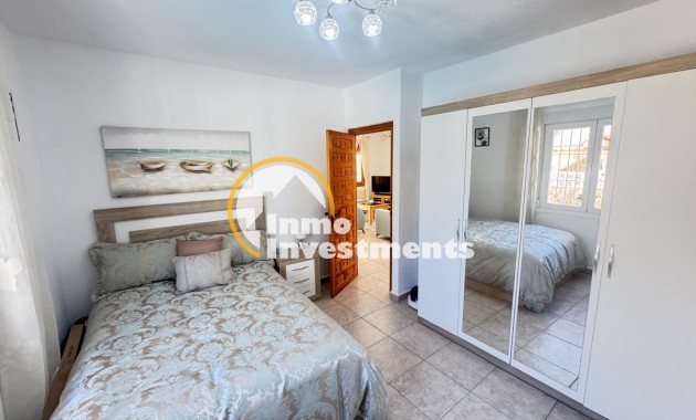 Reventa - Chalet independiente - Villamartin - Blue Lagoon