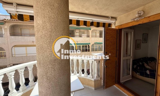 Resale - Apartment - Torrevieja - Acequion