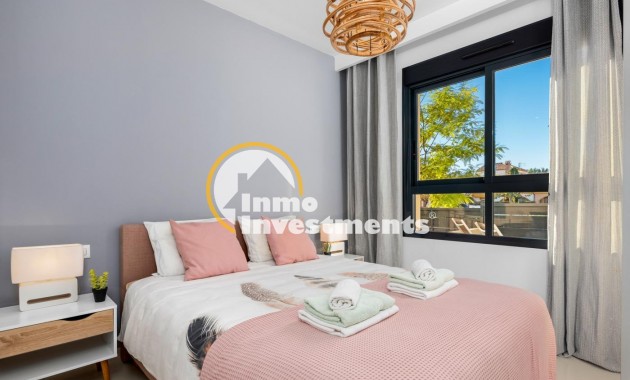 Resale - Apartment - Mil Palmeras - Beach