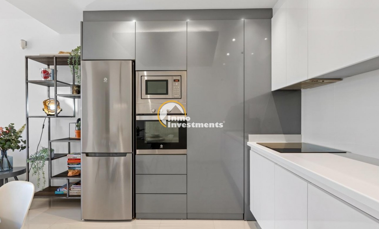 Resale - Apartment - Mil Palmeras - Beach