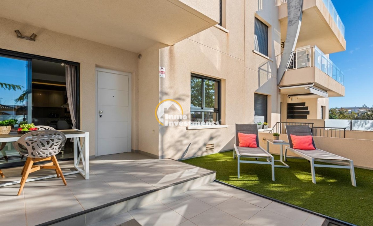 Resale - Apartment - Mil Palmeras - Beach