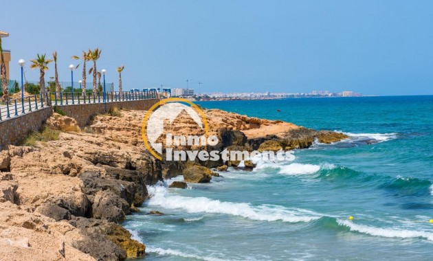 Resale - Apartment - Mil Palmeras - Beach