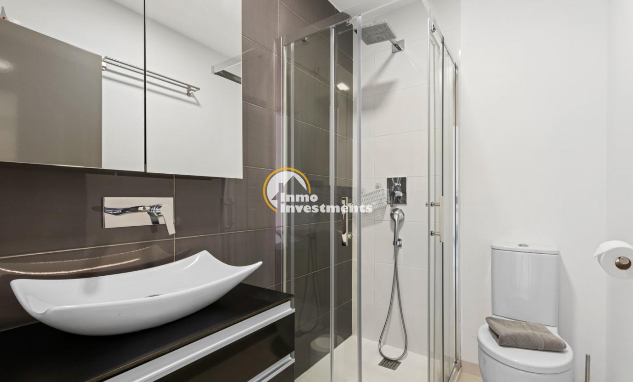 Resale - Apartment - Mil Palmeras - Beach