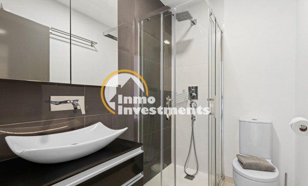 Resale - Apartment - Mil Palmeras - Beach