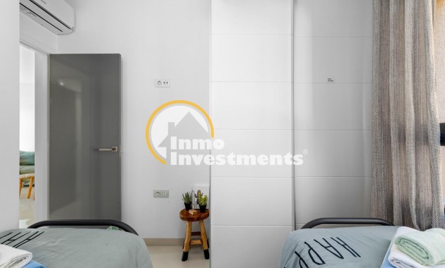 Resale - Apartment - Mil Palmeras - Beach