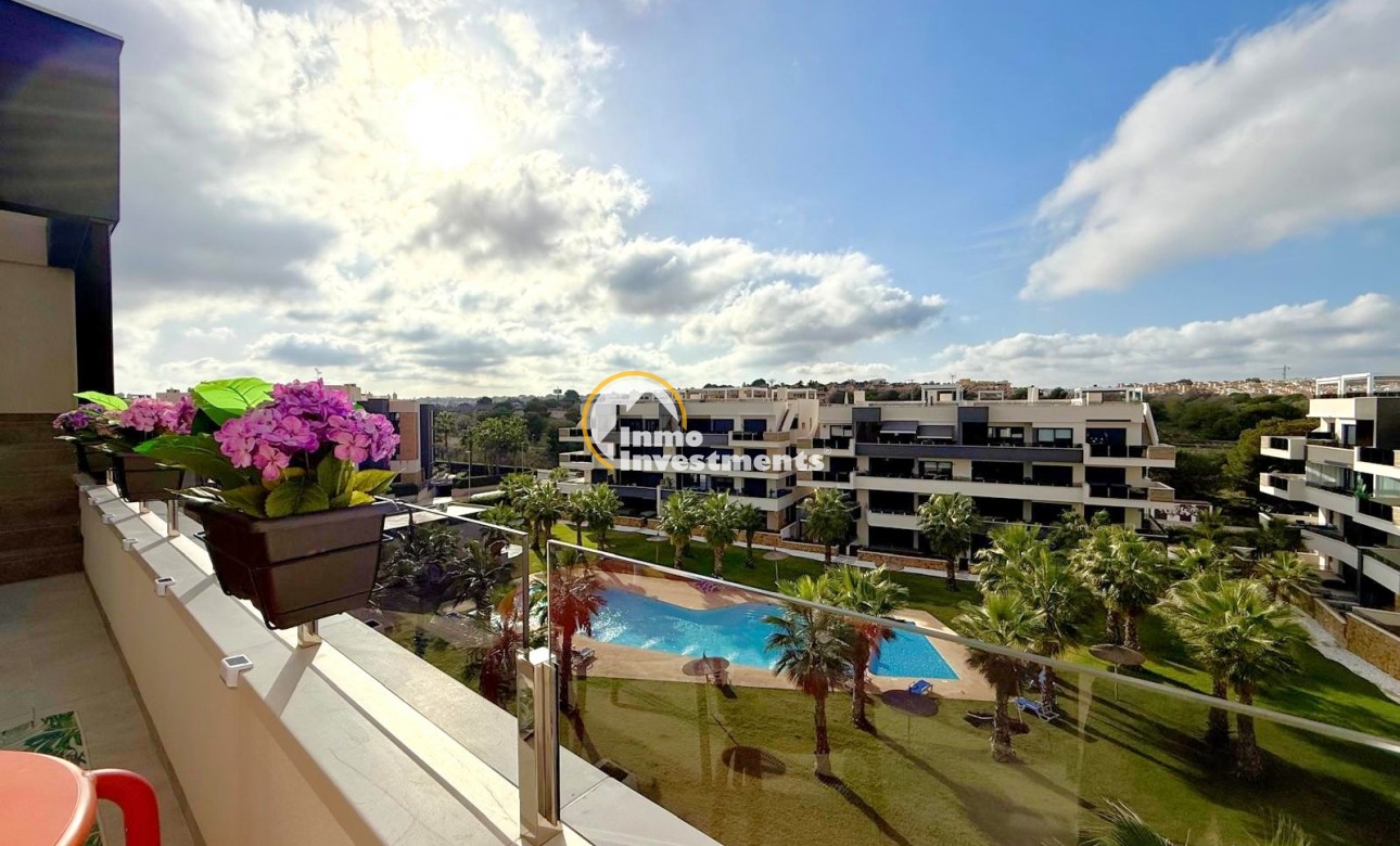 Resale - Penthouse - Los Altos