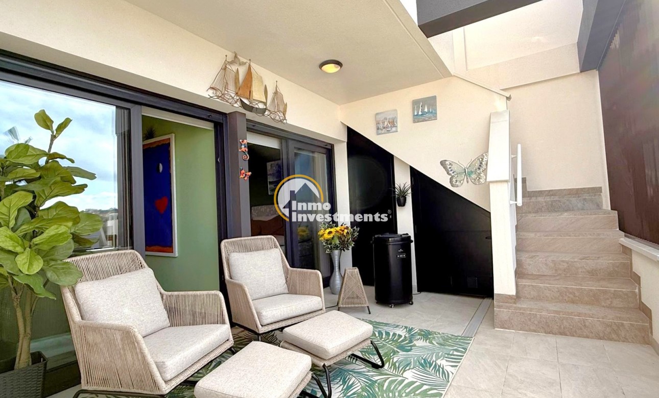 Resale - Penthouse - Los Altos