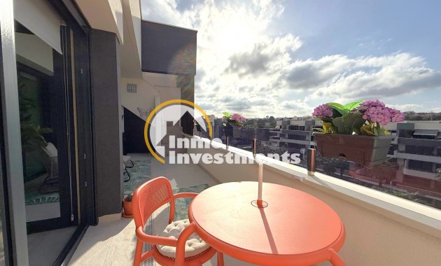 Resale - Penthouse - Los Altos