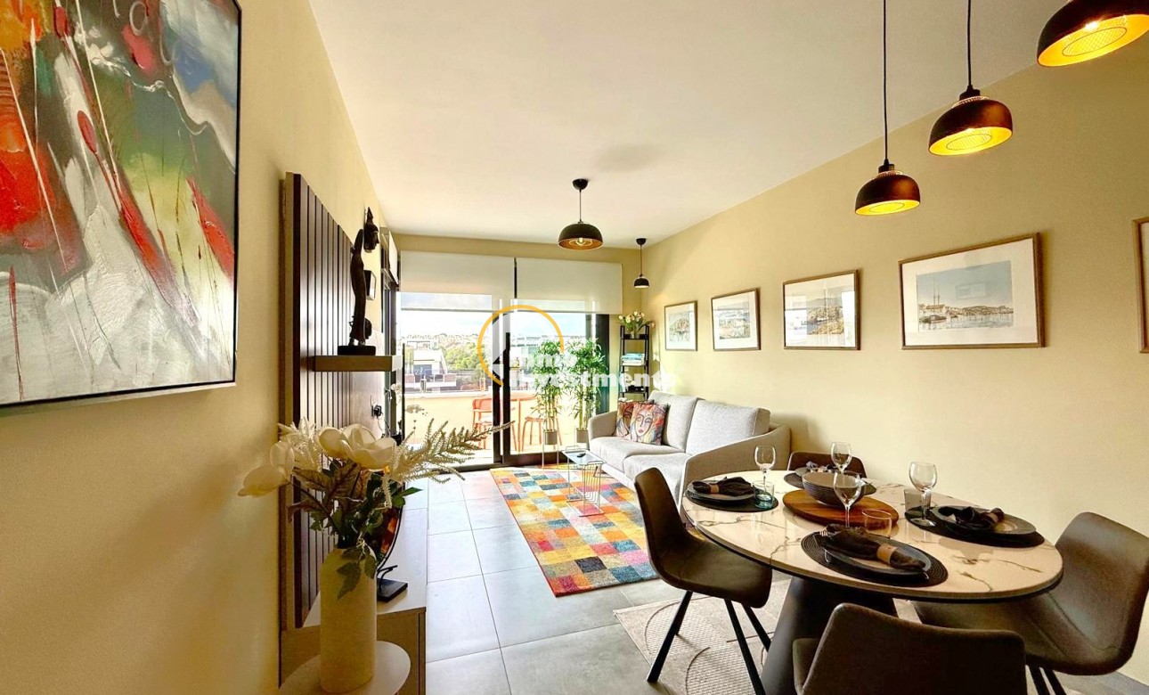 Resale - Penthouse - Los Altos