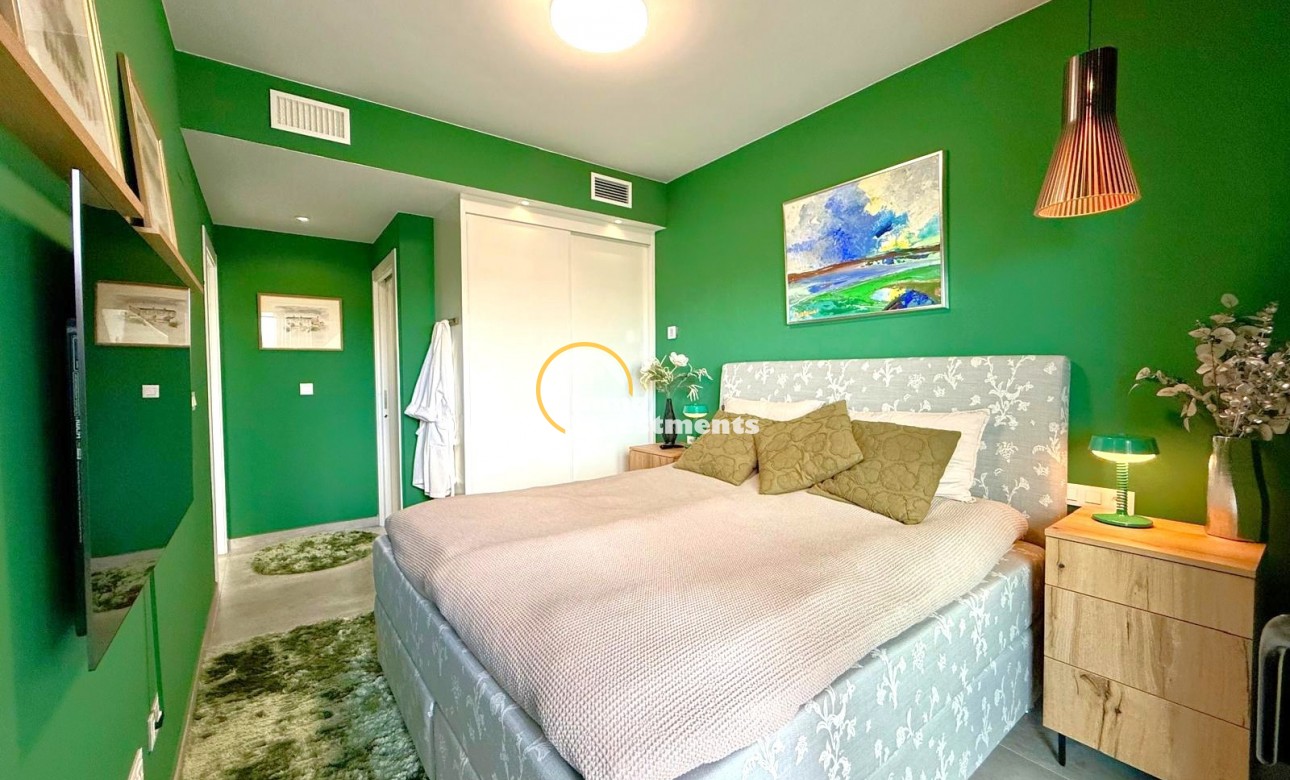 Resale - Penthouse - Los Altos