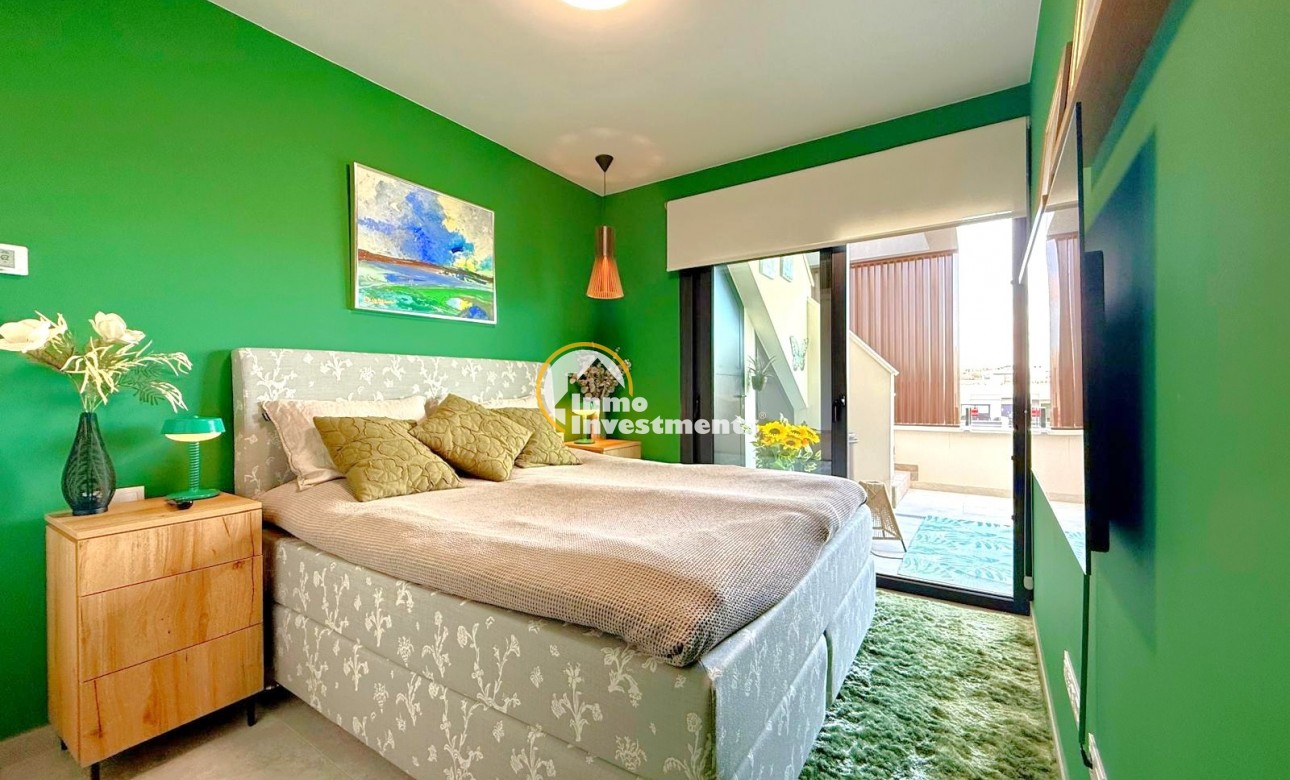 Resale - Penthouse - Los Altos