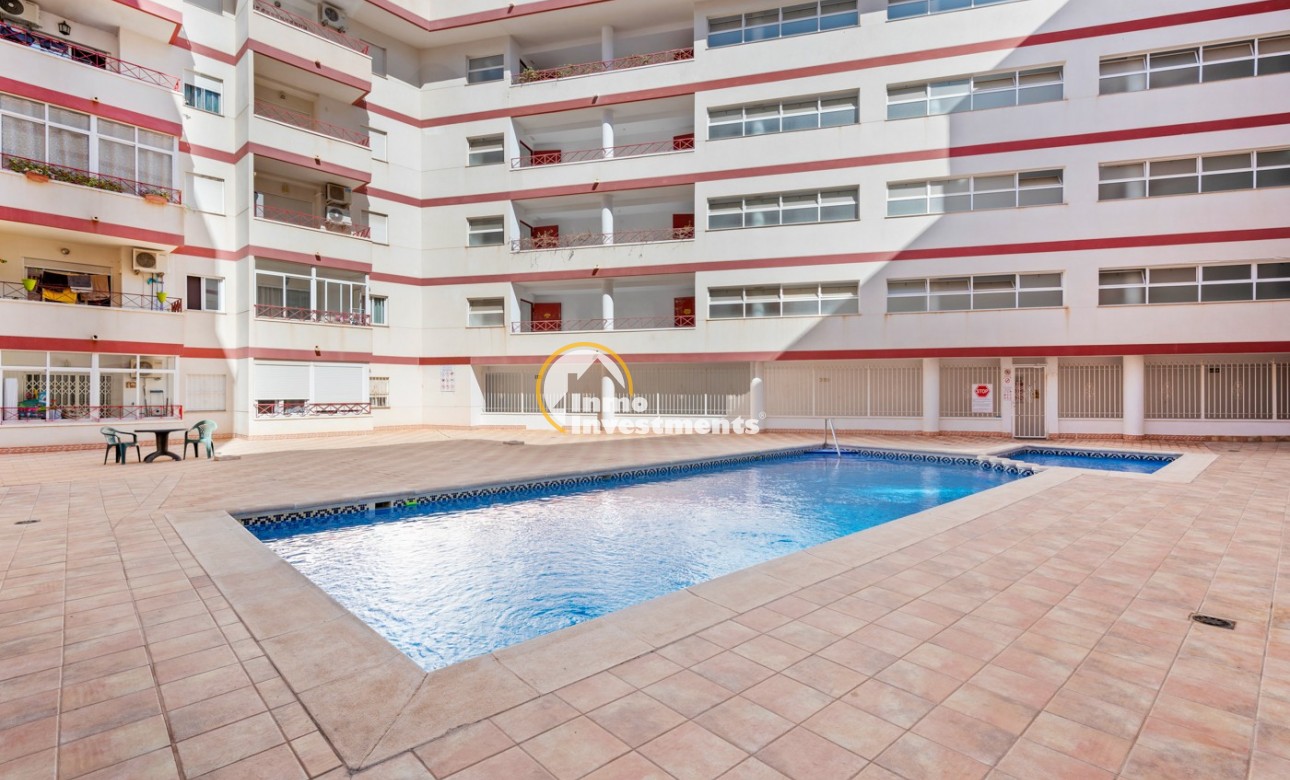 Resale - Apartment - Torrevieja - Parque las naciones