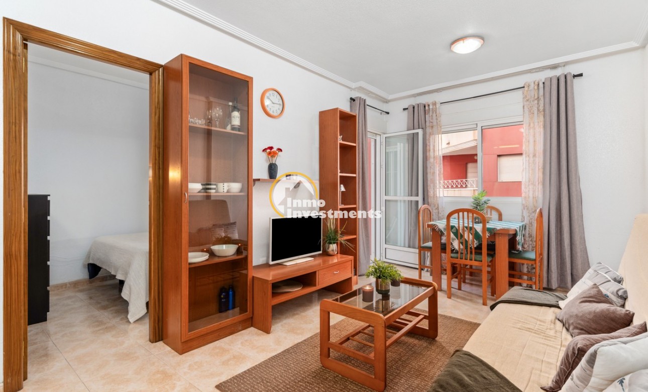 Resale - Apartment - Torrevieja - Parque las naciones