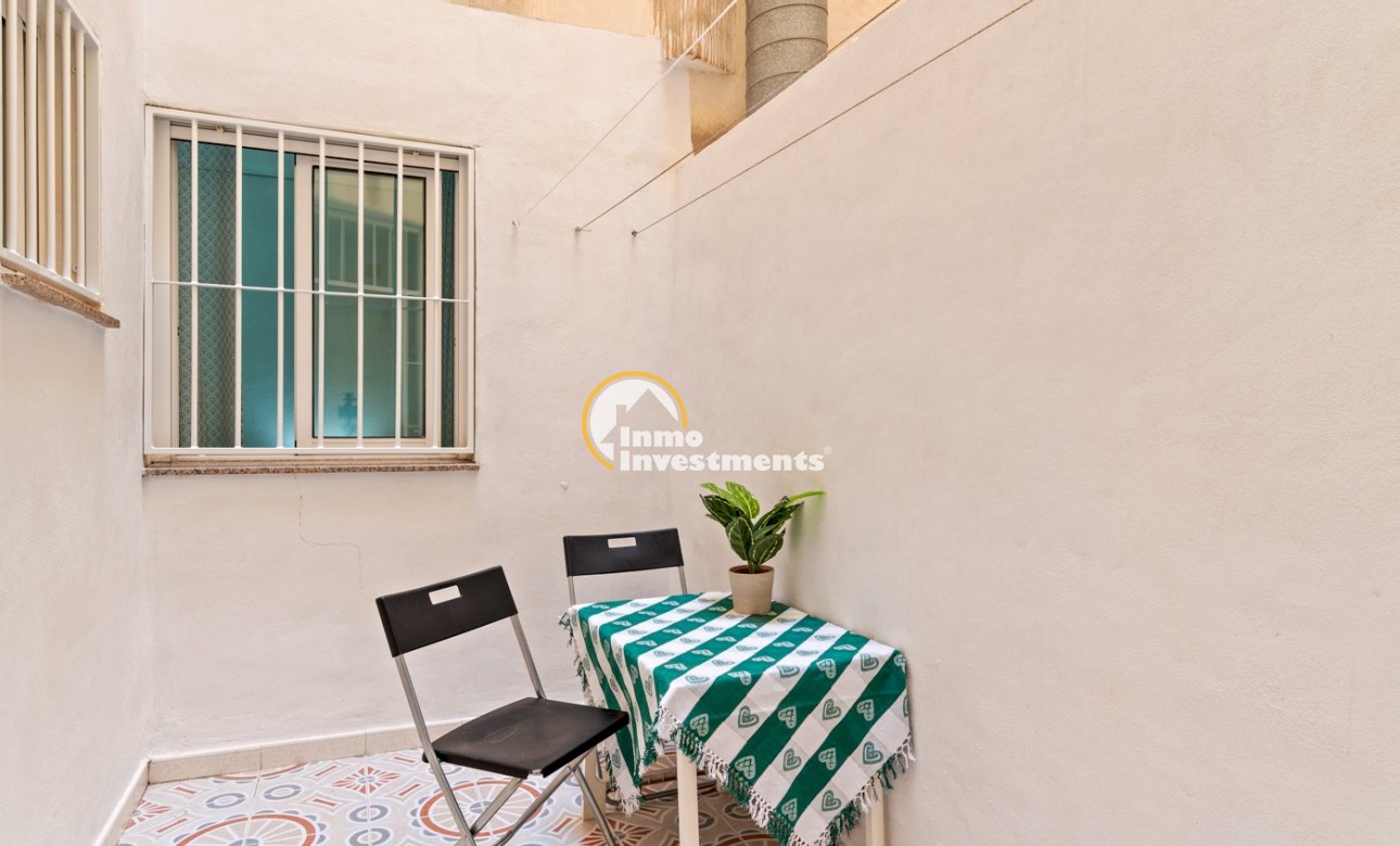 Resale - Apartment - Torrevieja - Parque las naciones