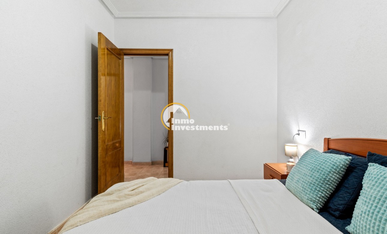 Resale - Apartment - Torrevieja - Parque las naciones