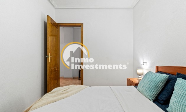 Resale - Apartment - Torrevieja - Parque las naciones