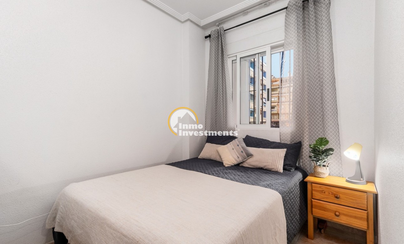 Resale - Apartment - Torrevieja - Parque las naciones