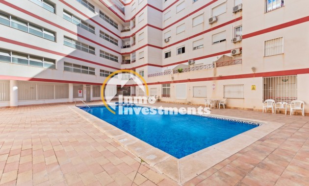 Resale - Apartment - Torrevieja - Parque las naciones