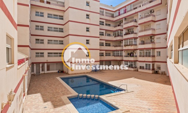 Resale - Apartment - Torrevieja - Parque las naciones