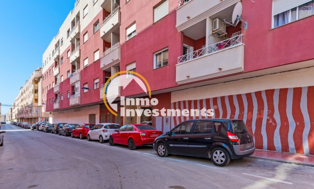 Resale - Apartment - Torrevieja - Parque las naciones
