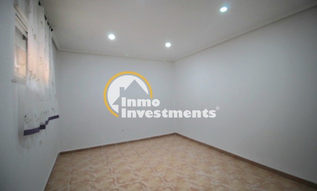 Resale - Villa - Villamartin