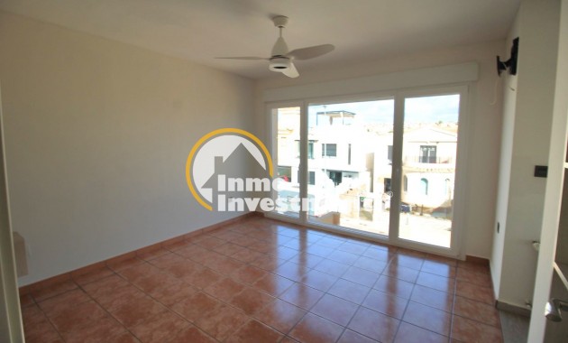 Resale - Villa - Villamartin